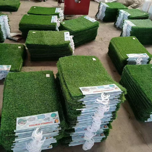Garden Football Soccer Fields Turf Green Carpet Roll Synthetic Lawn Artificial Grass